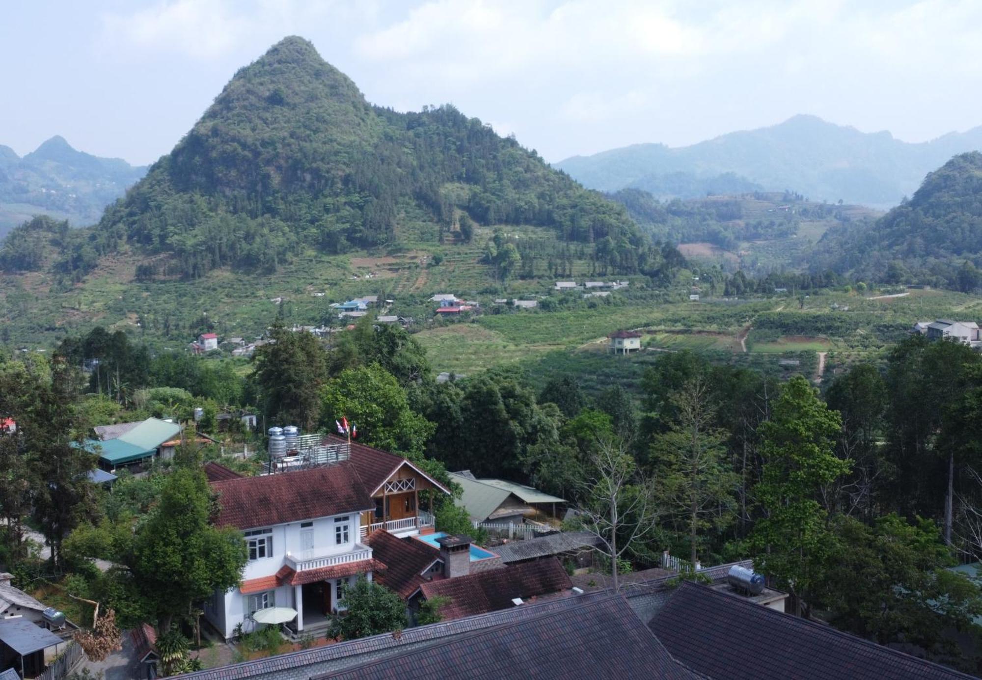 Huy Trung Homestay Bac Ha  Exterior photo